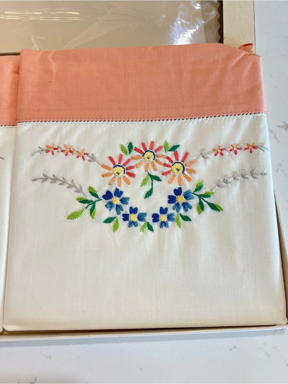Vintage Embroidered Floral Pillowcases Pair New in Box Peach Cuff Standard